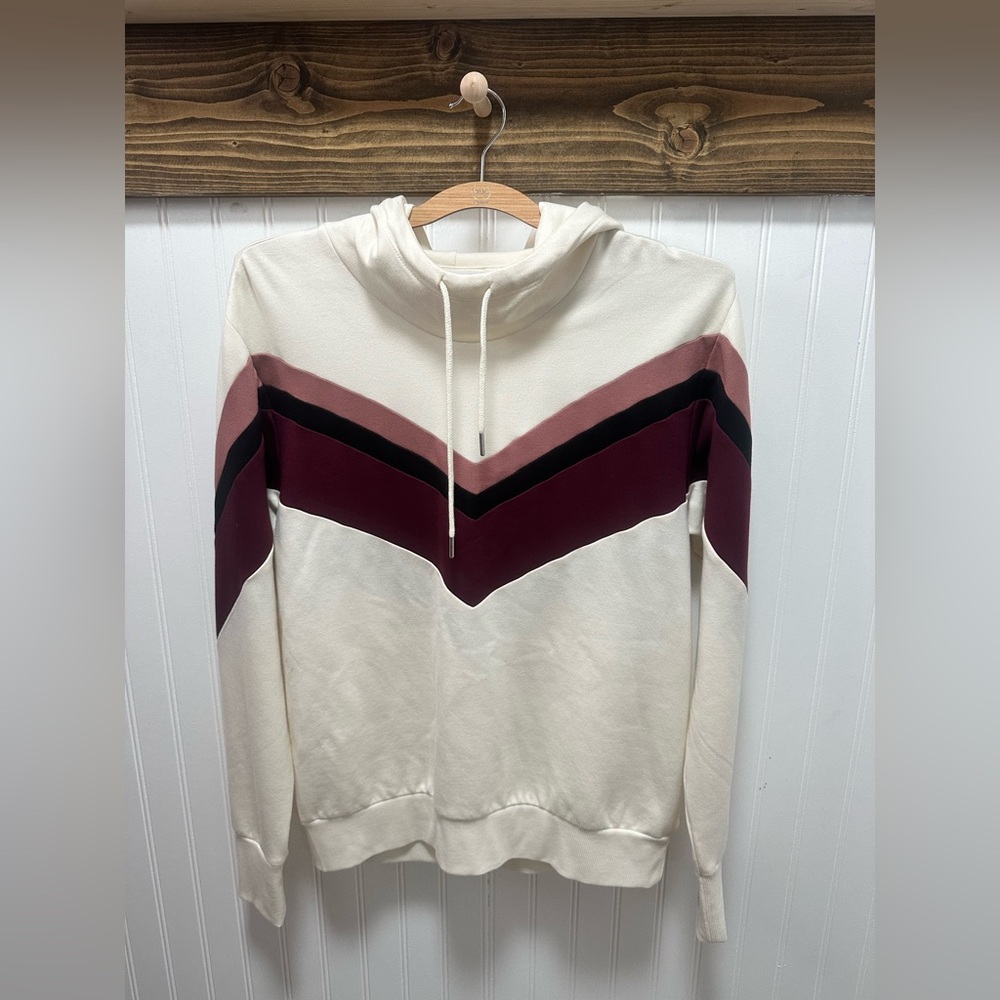 Kinesis Oversized Chevron pullover Hoodie in Cream and Burgundy Sz xs